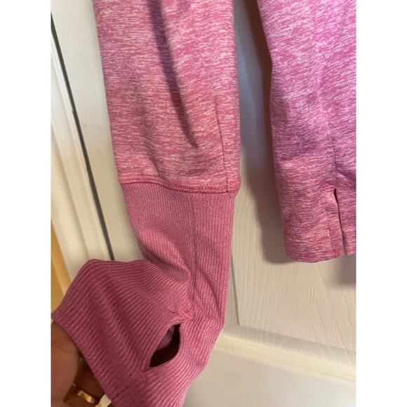 Activewear tshirt - Picture 3 of 4